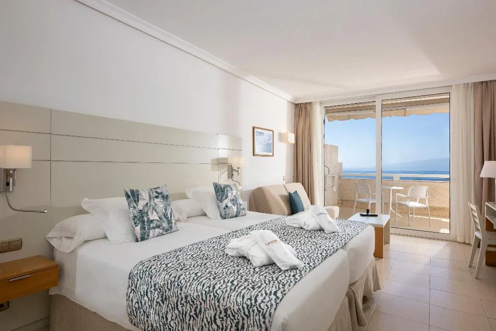 DOUBLE SINGLE USE DELUXE Room, Landmar Playa La Arena, La Gomera