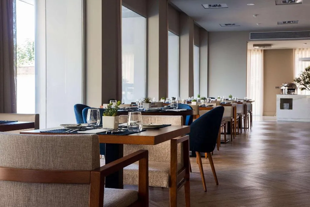 Restaurant, Melia Setubal, Lisbon