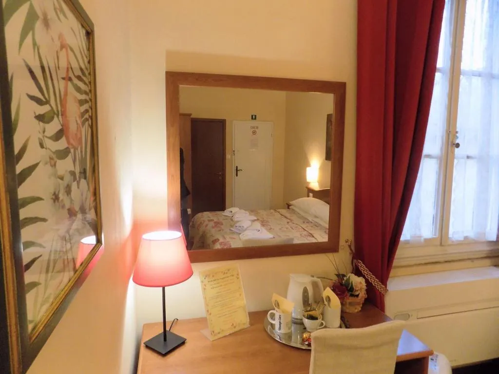 Room, Il Pitti Soggiorno, Florence