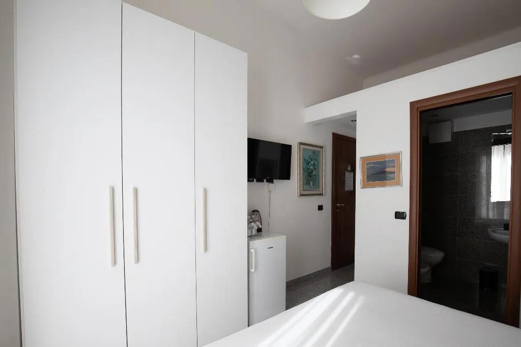 QUADRUPLE STANDARD Room, Aiello Suites Milan, Milan
