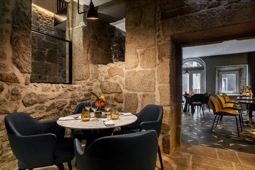 Restaurant, Pousada do Porto – Rua das Flores, Porto