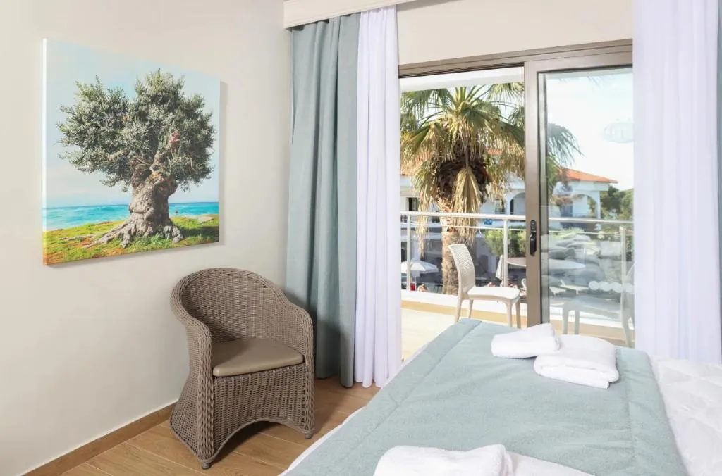 JUNIOR SUITE POOL VIEW Room, Flegra Palace, Halkidiki