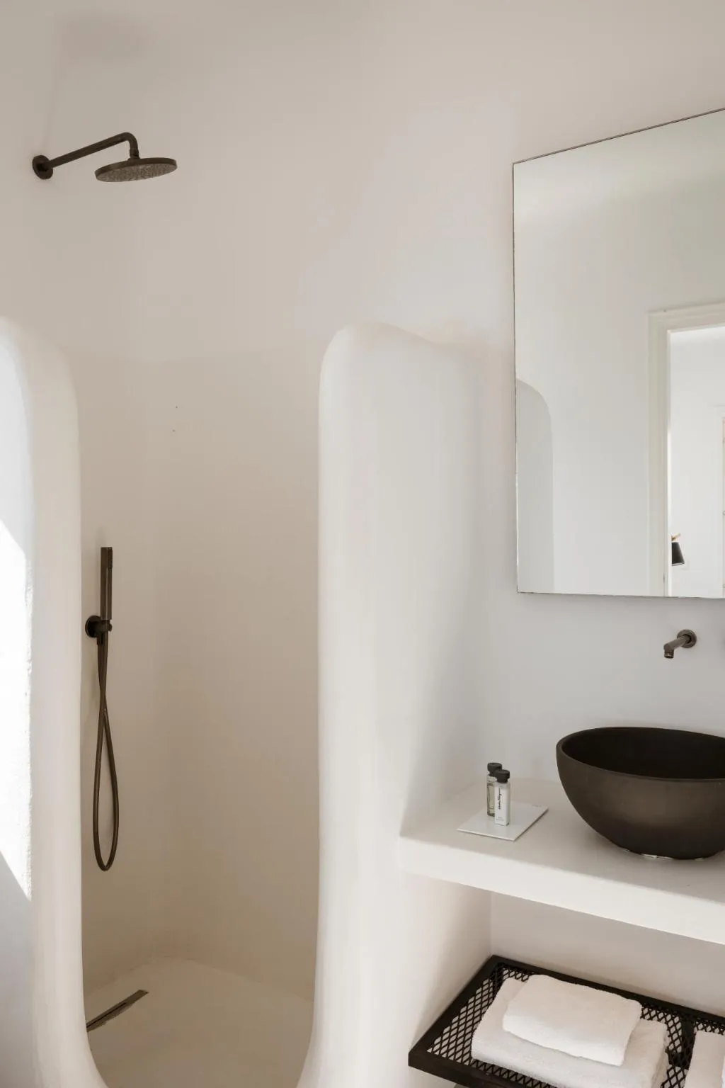 VILLA WITH JACUZZI Room, Casa Del Mar Mykonos Seaside Resort, Mykonos