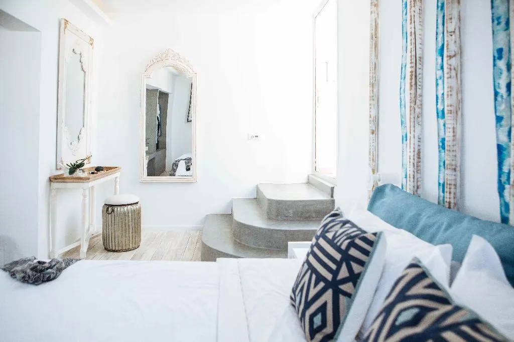 SUITE TWO BEDS Room, The Museum Project Oia, Santorini