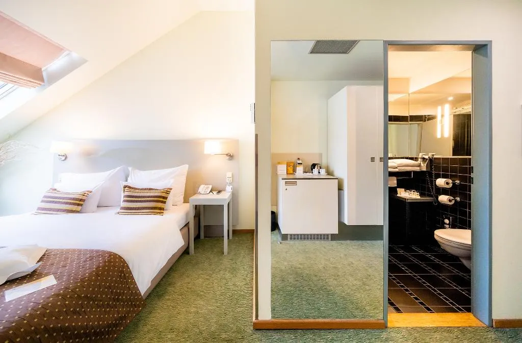 Double or Twin DELUXE Room, Grandium Hotel Prague, Prague