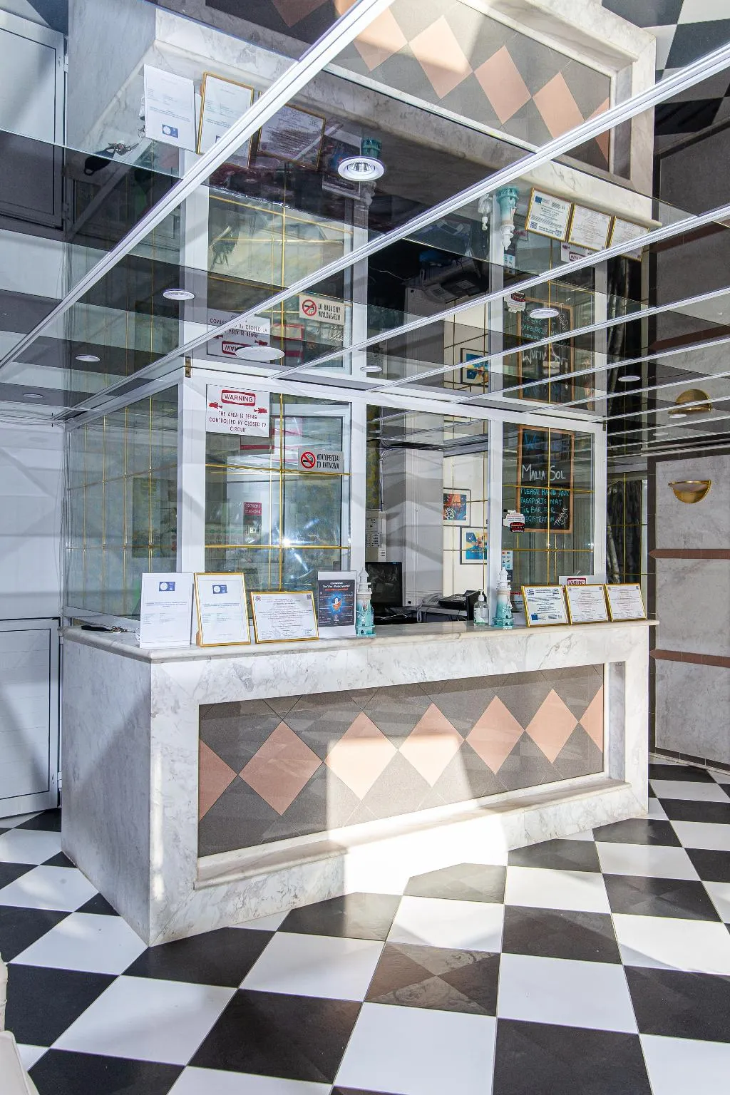 Lobby, Icandy Sol, Crete