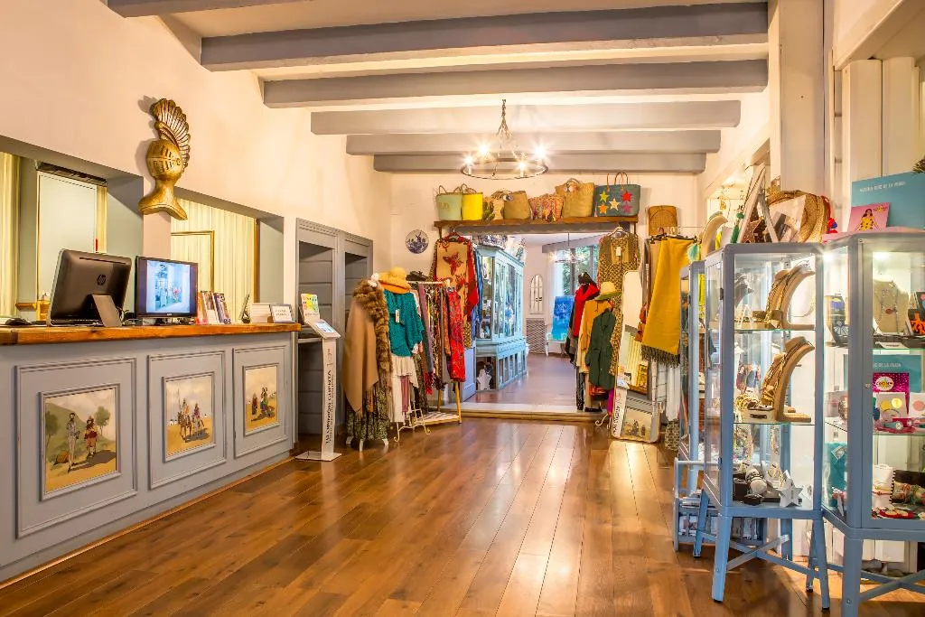 Lobby, Meson de Sancho, Costa De La Luz