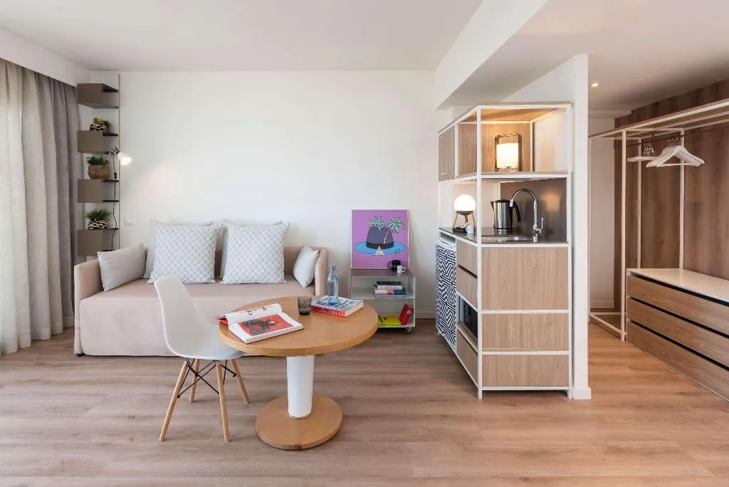 SUITE POOL VIEW Room, Innside by Melia Alcudia, Majorca