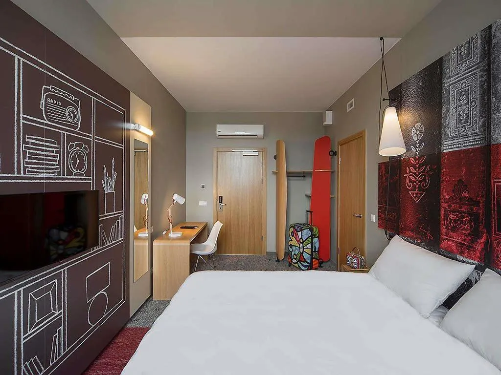 DOUBLE WITH DOUBLE BED Room, Ibis Riga Centre, Riga