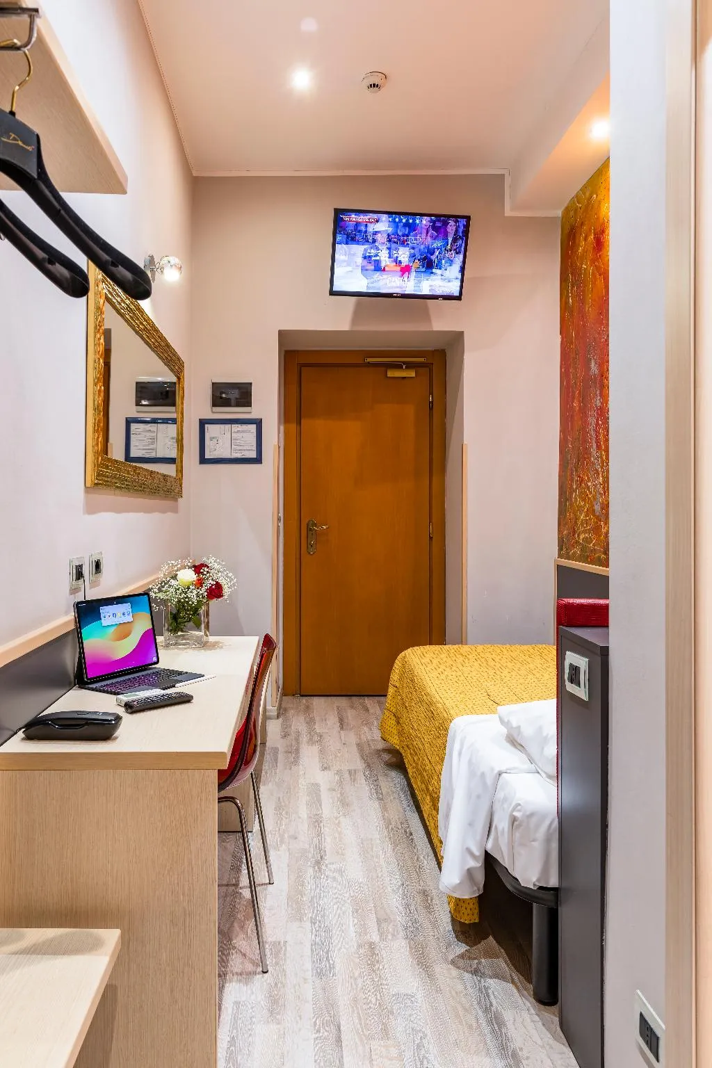 SINGLE BASIC Room, Hotel Demó, Milan