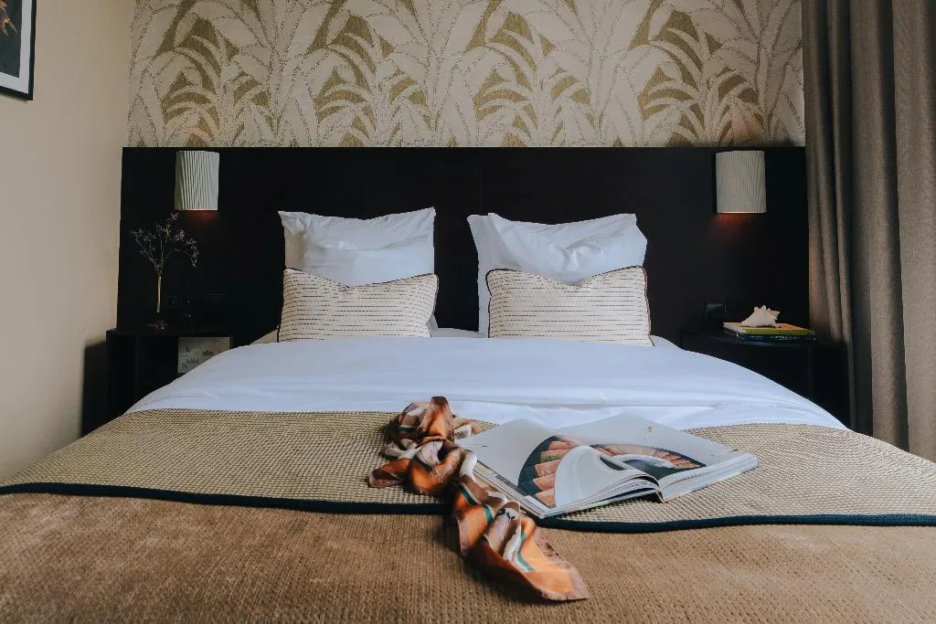 DOUBLE STANDARD Room, Hotel Omega, Amsterdam