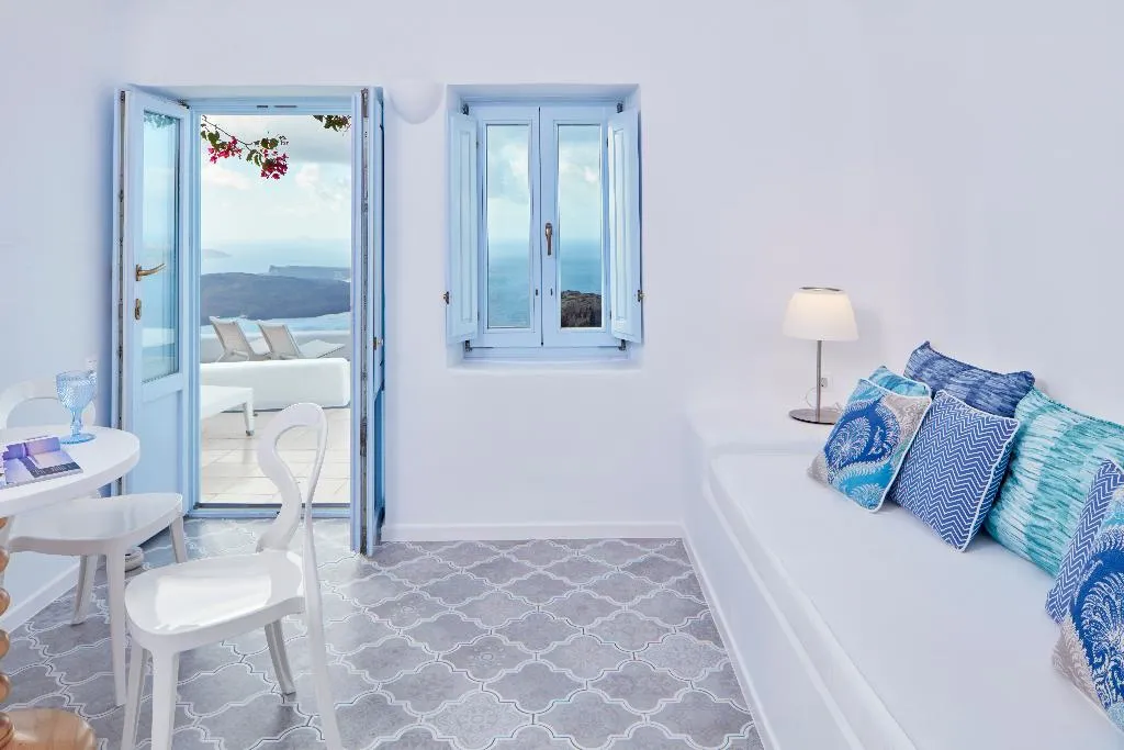 JUNIOR SUITE CLASSIC Room, Astra Suites, Santorini
