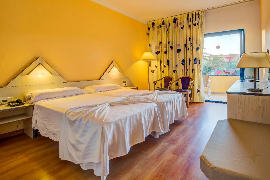 Double or Twin STANDARD Room, SBH Fuerteventura Playa, Fuerteventura