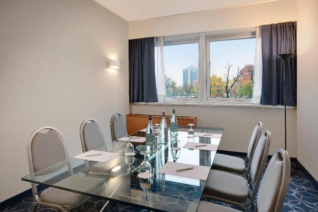 Conferences, Crowne Plaza Milan Linate, Milan