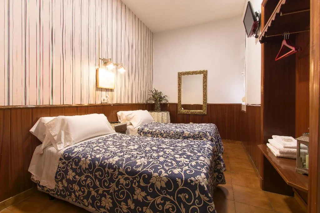 Room, La Vera, Madrid