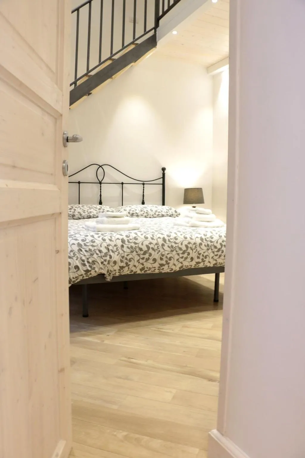 Room, B&B Napoli La scalinata di Chiaia, Naples