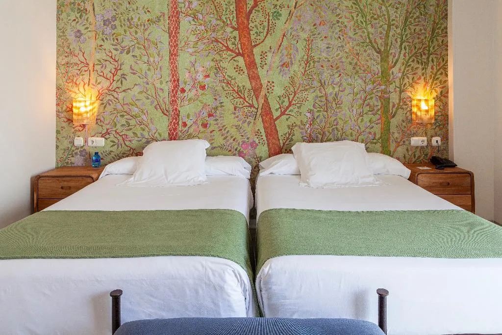 Double or Twin CAPACITY 3 Room, Duque de Najera, Costa De La Luz