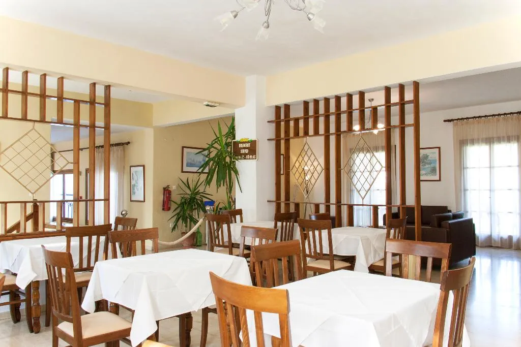Lobby, Vontzos, Skiathos