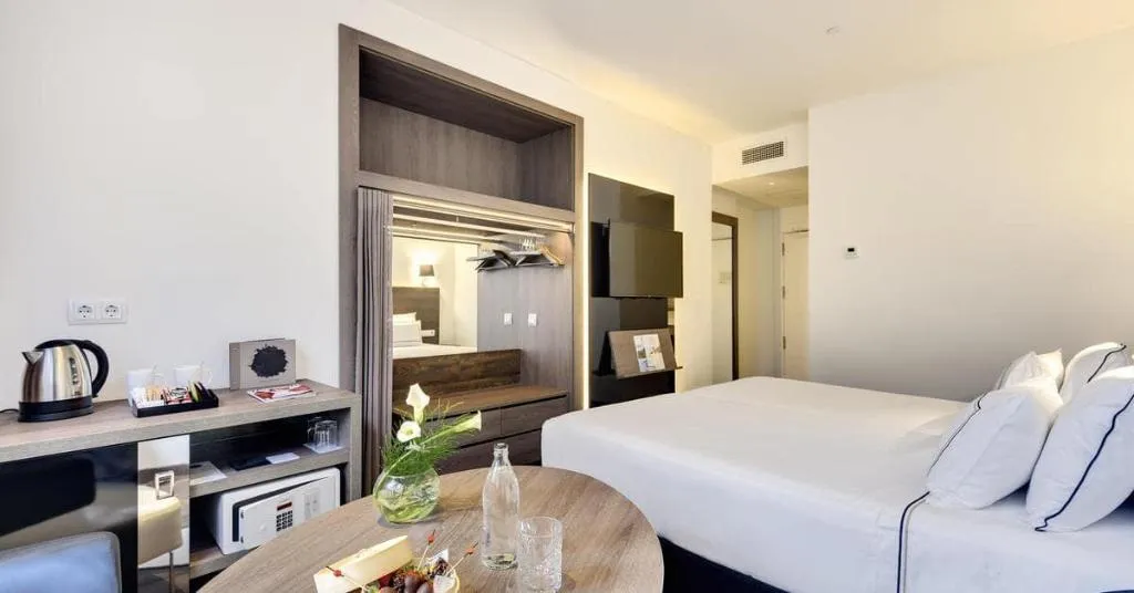 Room, Melia Madrid Serrano, Madrid