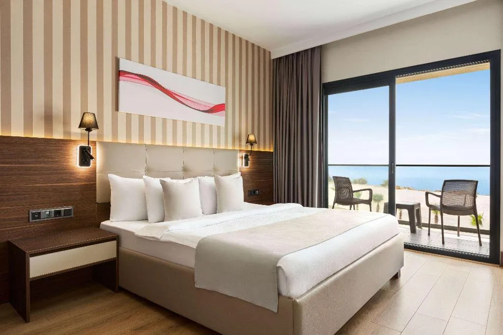 DOUBLE STANDARD Room, Ramada By Wyndham Cesme, Izmir