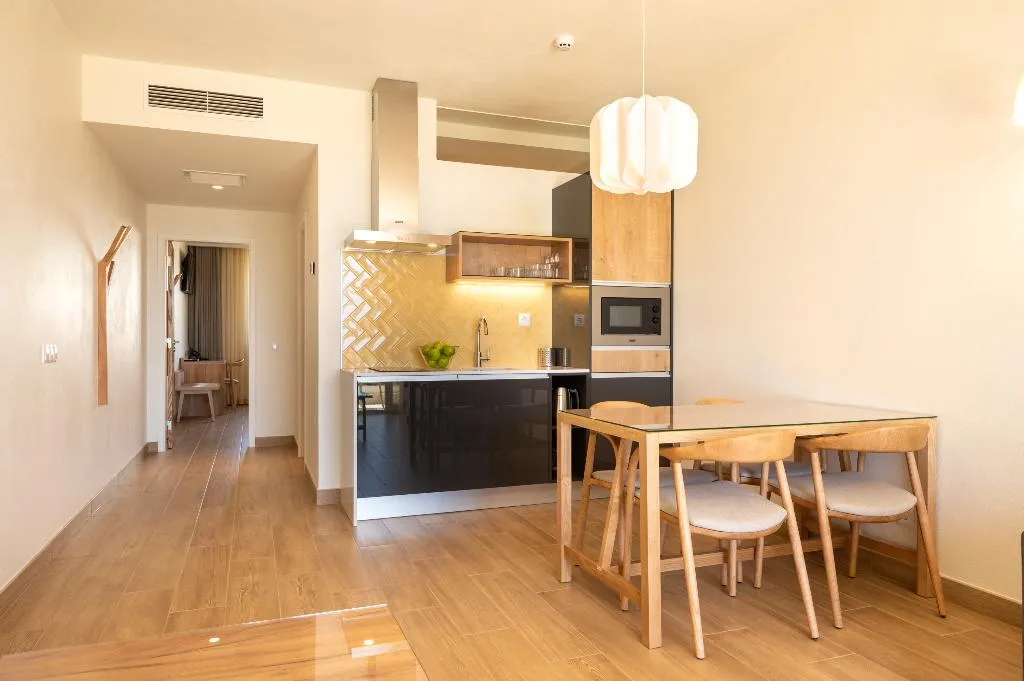 APARTMENT SEA VIEW ONE BEDROOM Room, Vila Luz, Algarve
