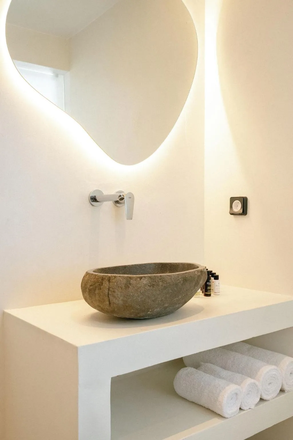 Room, Gazelle Living, Santorini