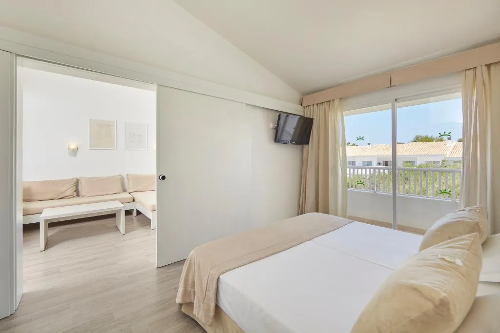 Room, Prinsotel la Caleta Apts., Menorca