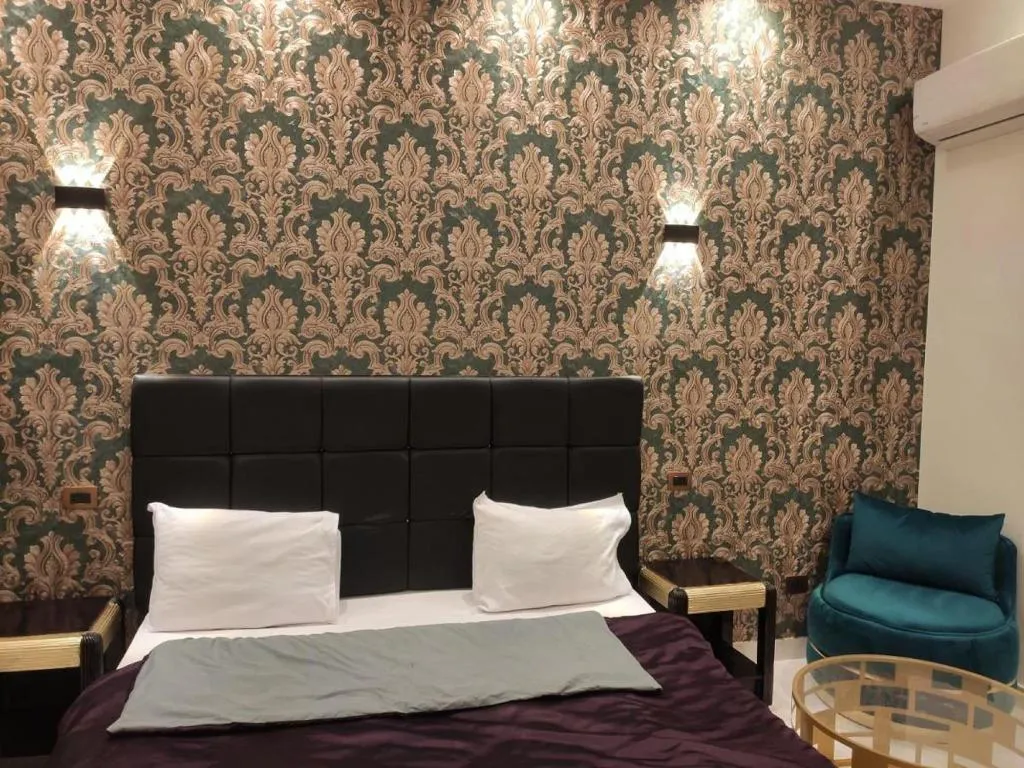 Room, Richmond Down Town, Cairo