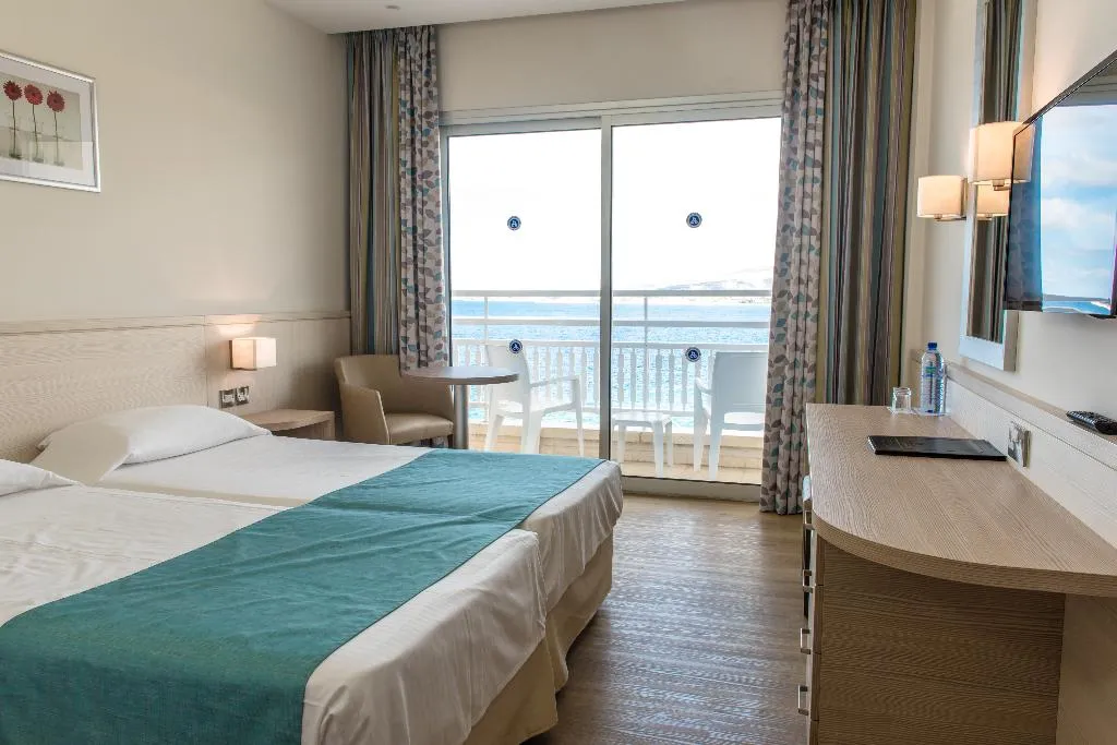 Double or Twin DELUXE SEA VIEW Room, Cynthiana Beach, Cyprus