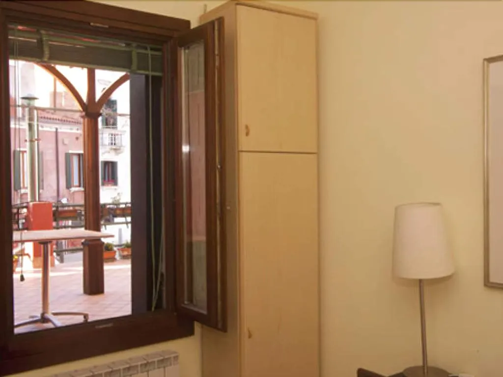 Room, Hotel Dalla Mora, Venice