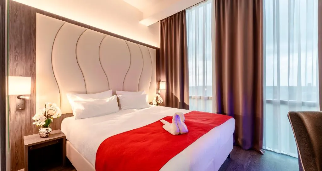 SINGLE STANDARD Room, PLAZA Premium Almere, Amsterdam