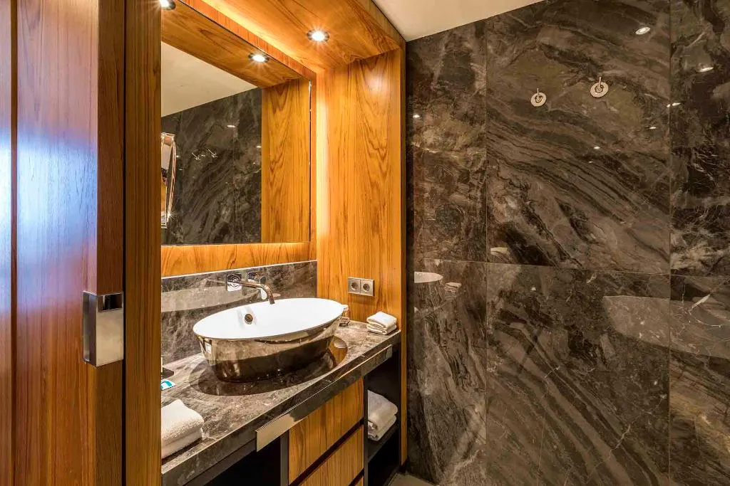 SUITE STANDARD Room, Hotel Okura Amsterdam, Amsterdam