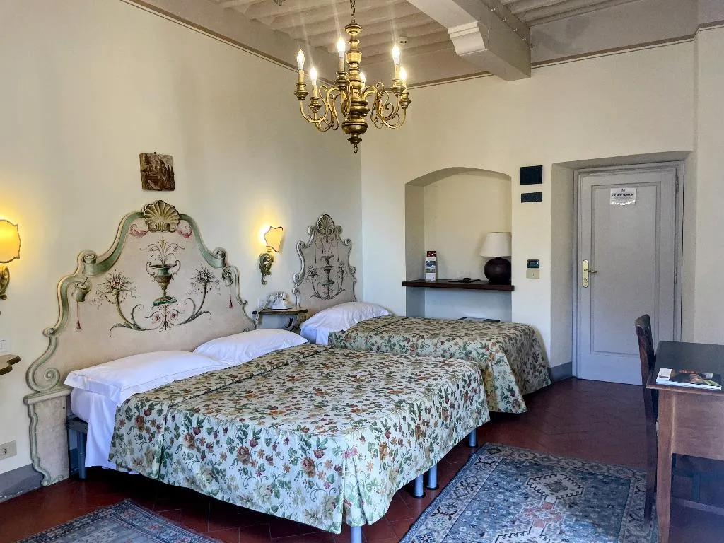 TRIPLE CLASSIC Room, San Michele, Perugia