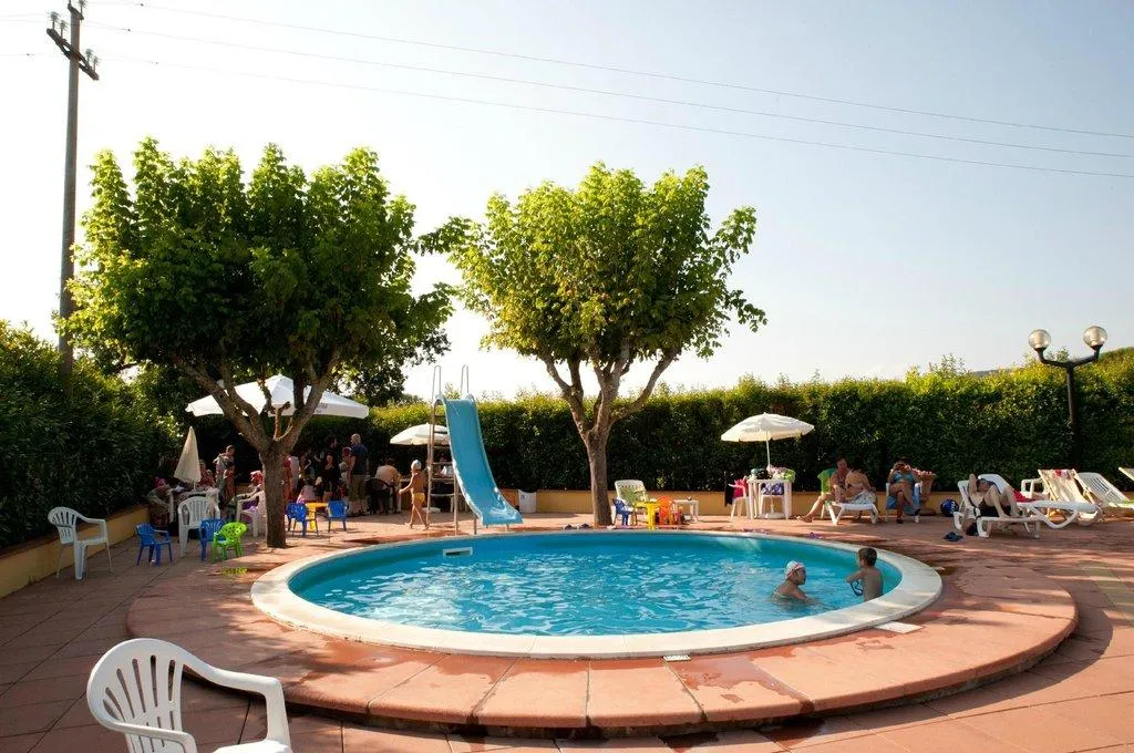 Pool, Green, Perugia