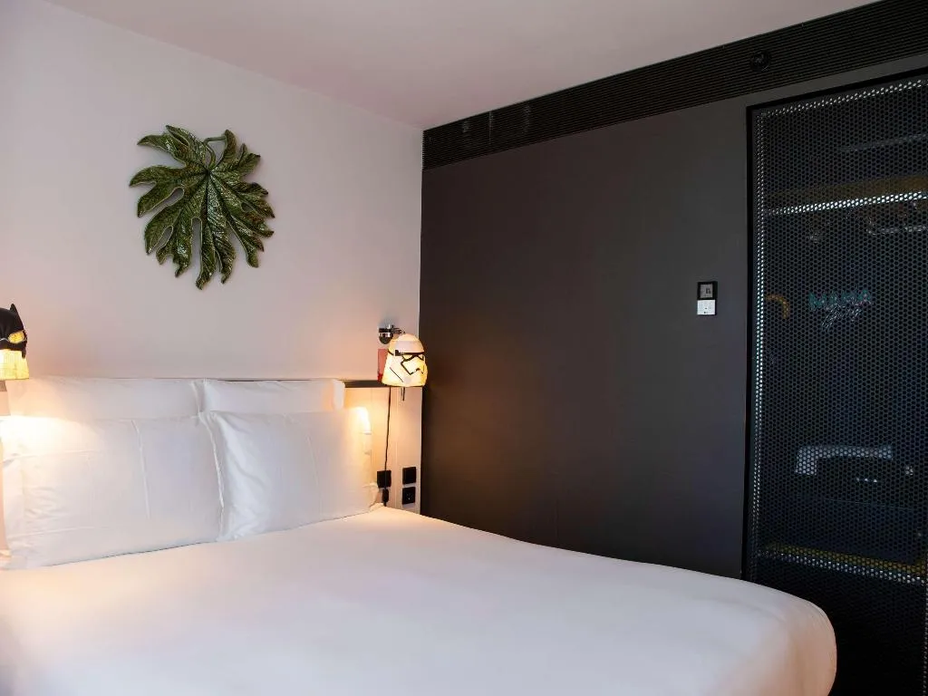 TWIN STANDARD Room, Mama Shelter Lisboa, Lisbon