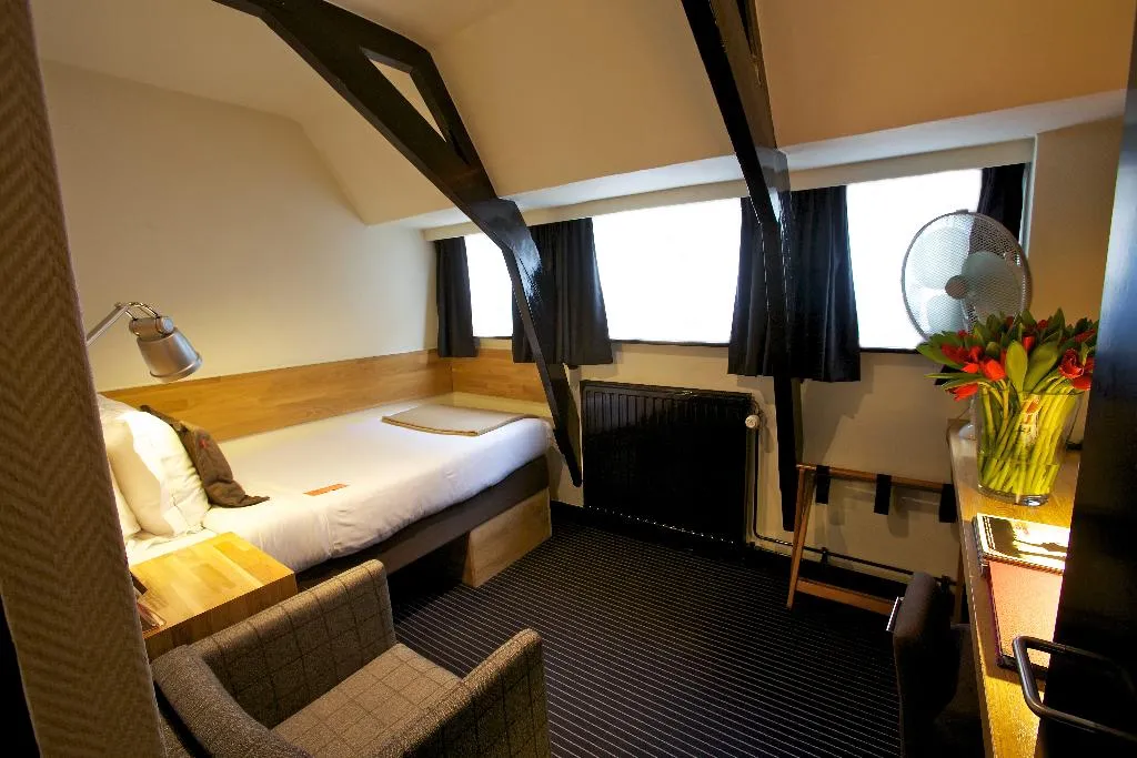 SINGLE STANDARD Room, Catalonia Vondel Amsterdam, Amsterdam
