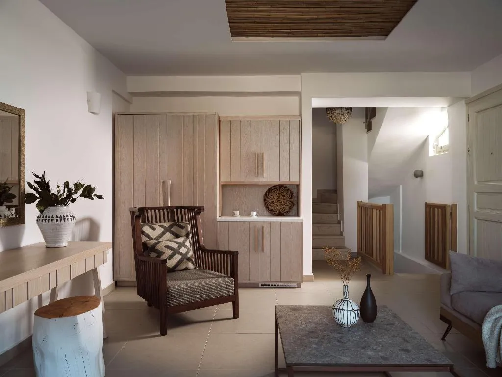 SUITE DUPLEX Room, Sea Breeze Santorini Beach Resort, Curio Collectio, Santorini