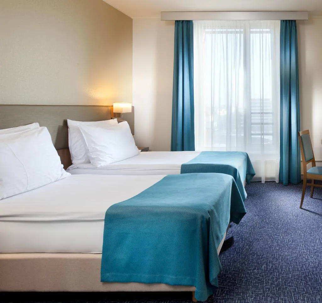 TWIN STANDARD Room, Holiday Inn Prague Congress Centre, Prague