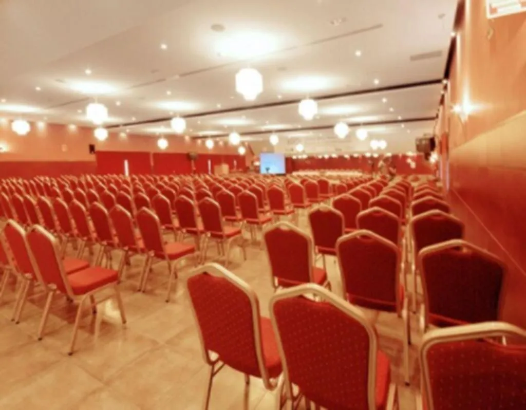 Conferences, Safari, Valencia