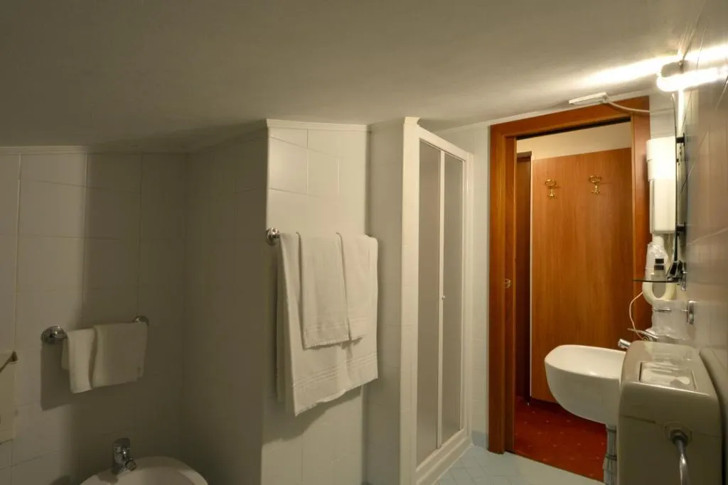 TWIN STANDARD Room, Hotel Due Ragni, Venice