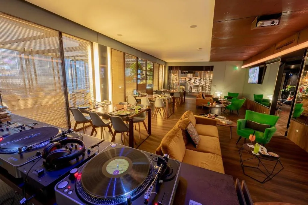 Restaurant, UNA Hotel One Spa&Wellness, Catania