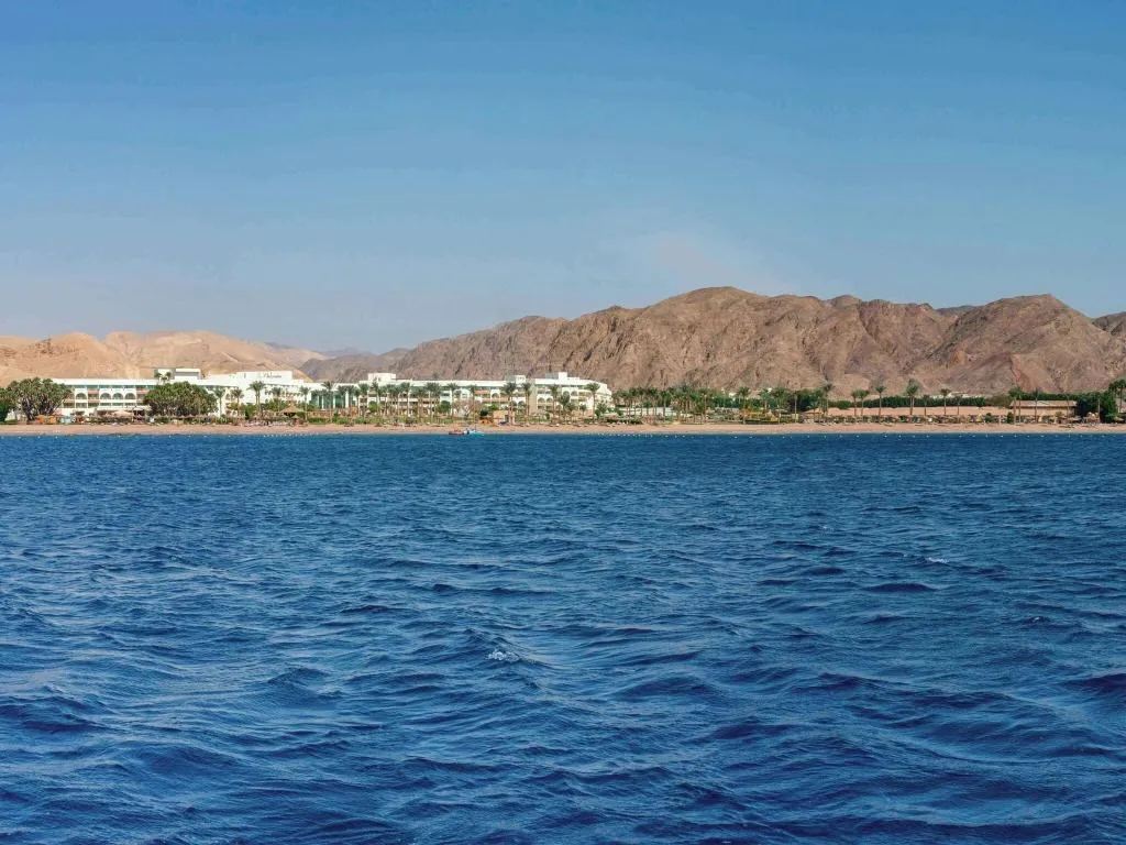 TWIN CLASSIC Room, Movenpick Resort Taba, Red Sea Riviera