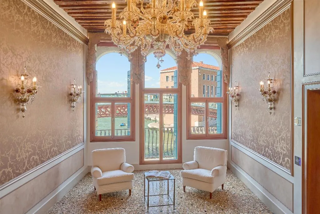Lobby, Santa Chiara, Venice