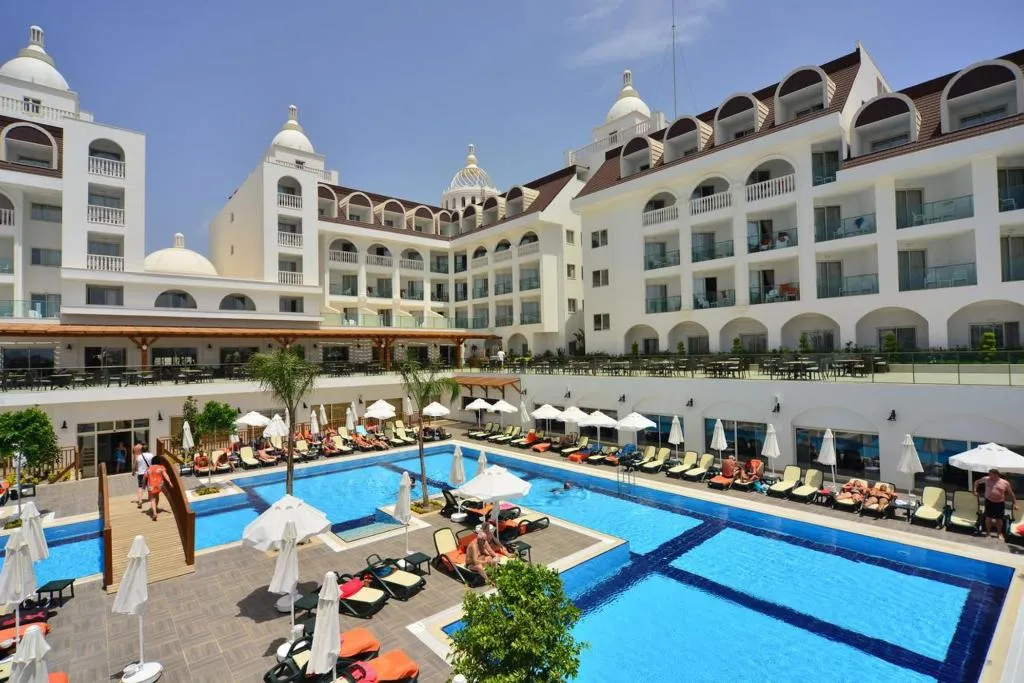 Pool, Side Crown Serenity, Antalya