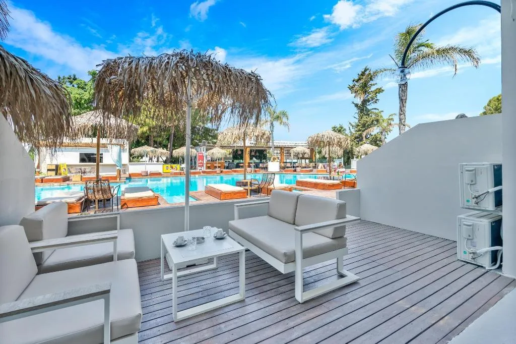 Room, Bamboo Suites, Rhodes
