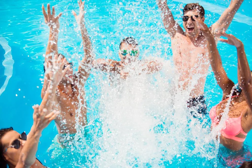 Pool, Gitavillage California, Rome