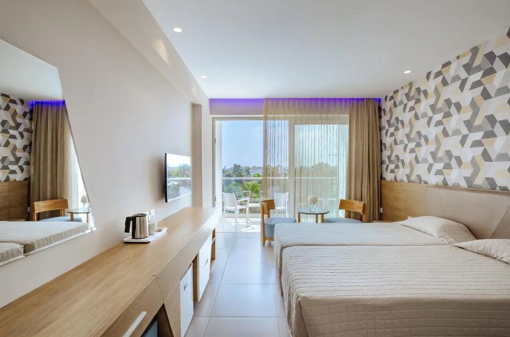 Double or Twin DELUXE Room, Tasia Maris Seasons, Cyprus