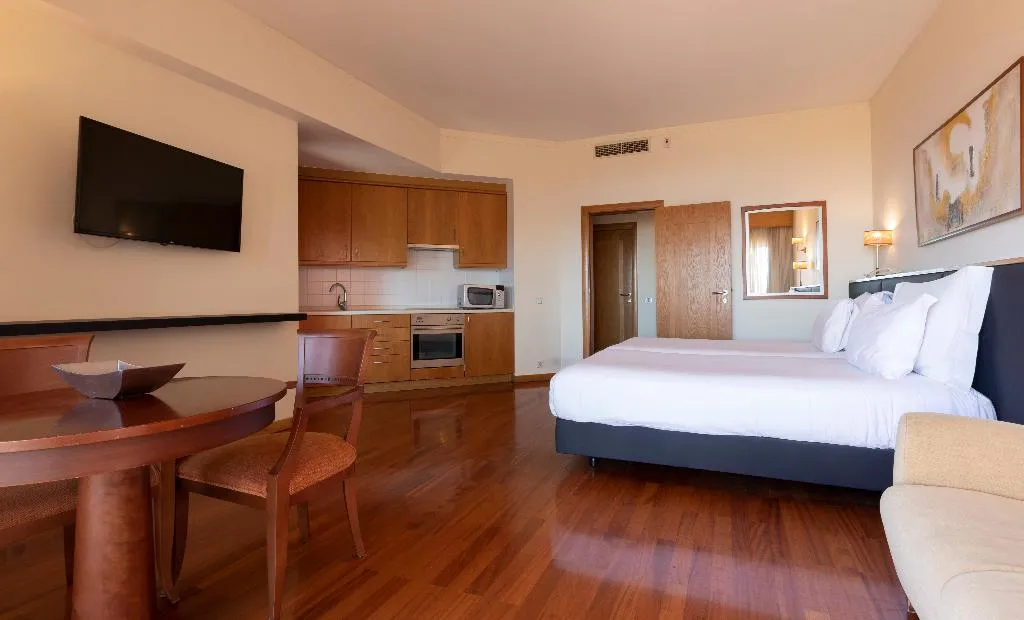 STUDIO SEA VIEW Room, MS Aparthotel, Lisbon
