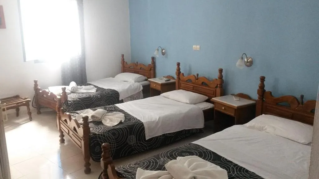 Room, Thirasia, Santorini