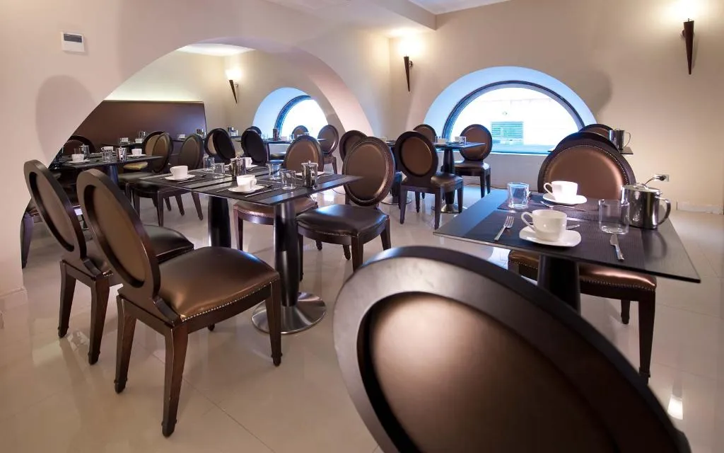 Restaurant, c-hotels Fiume, Rome